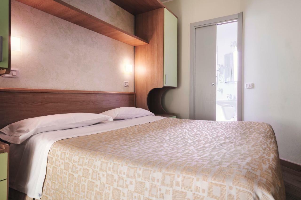 Hotel Dei Sette Васто Екстер'єр фото